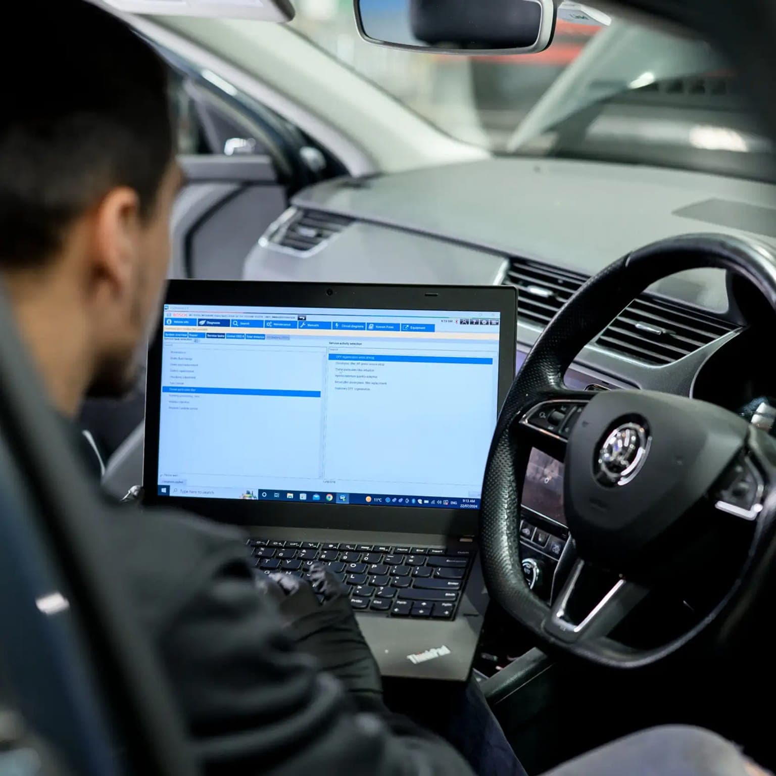 Live diagnostic data read on a European car